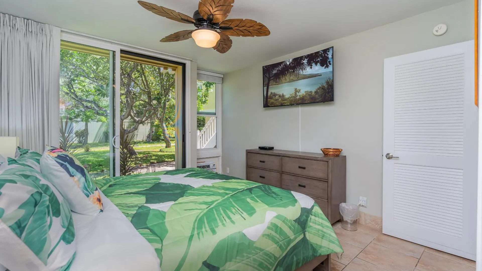 Plumeria Tree Hale - Golf Course View - Sleeps 4 Kahuku